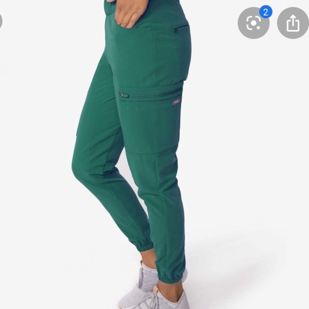 FIGS Zamora Jogger scrub pants